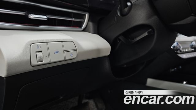 Hyundai AVANTE 2023 — photo 32