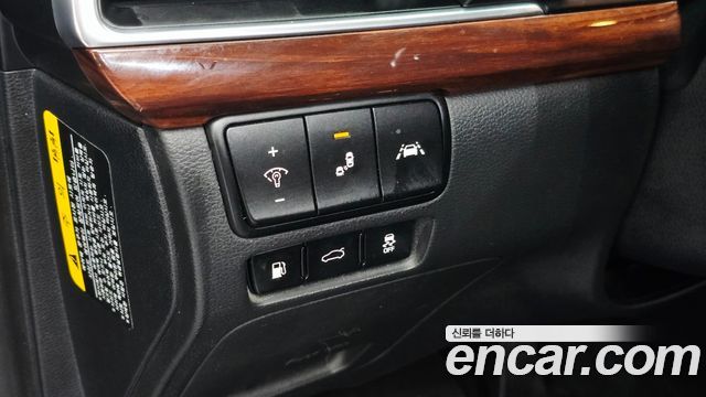 Kia K7 2016 — photo 16