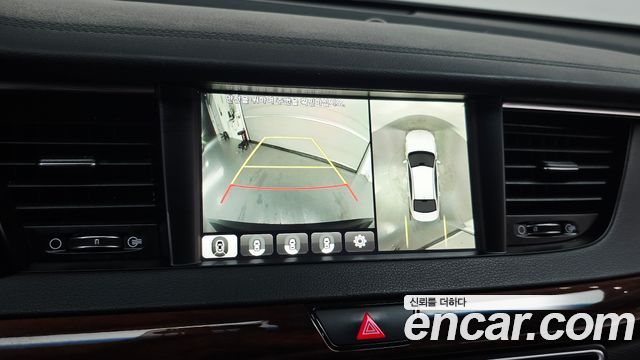 Kia K7 2016 — photo 17