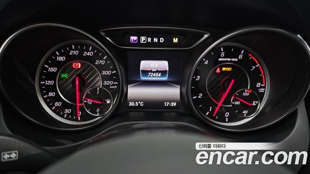 Mercedes-Benz GLA-Class 2019 — photo 11