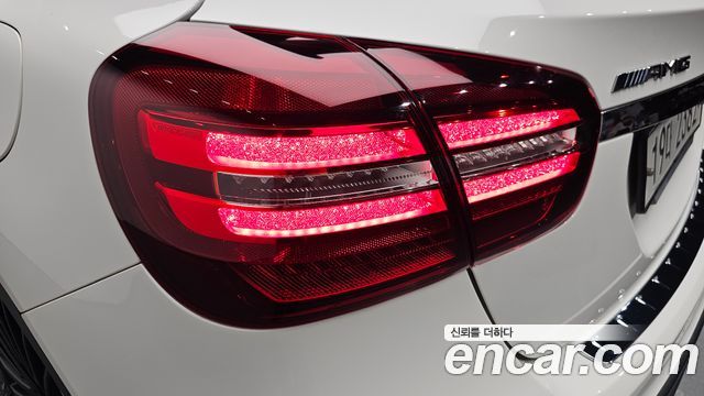 Mercedes-Benz GLA-Class 2019 — photo 9