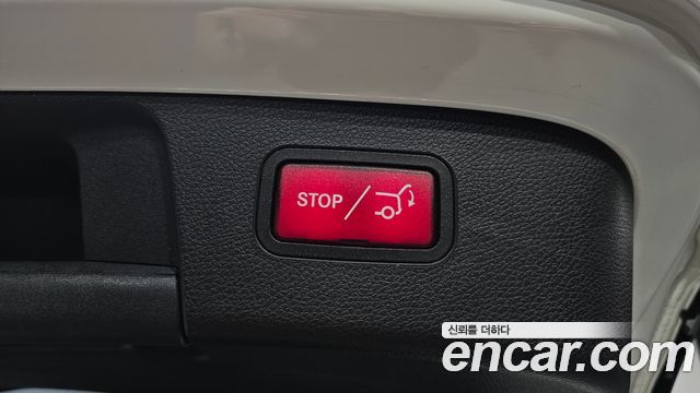 Mercedes-Benz GLA-Class 2019 — photo 28