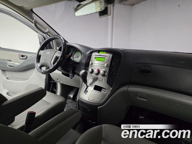 Hyundai Starex 2015 — photo 7