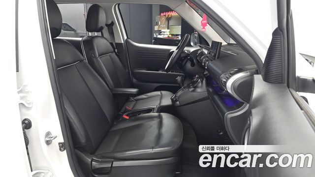 Hyundai Casper 2023 — photo 17