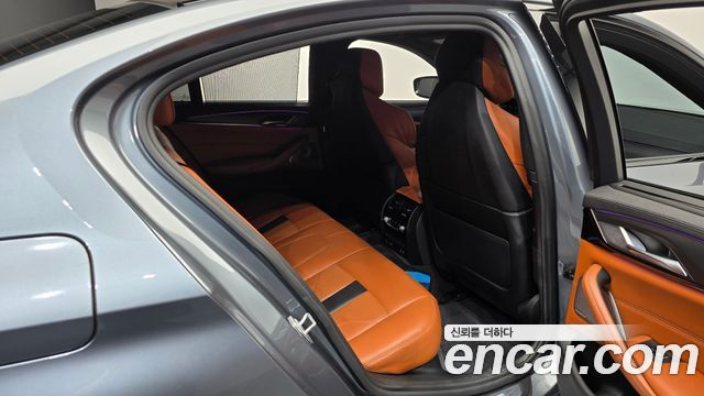 BMW M5 2020 — photo 17