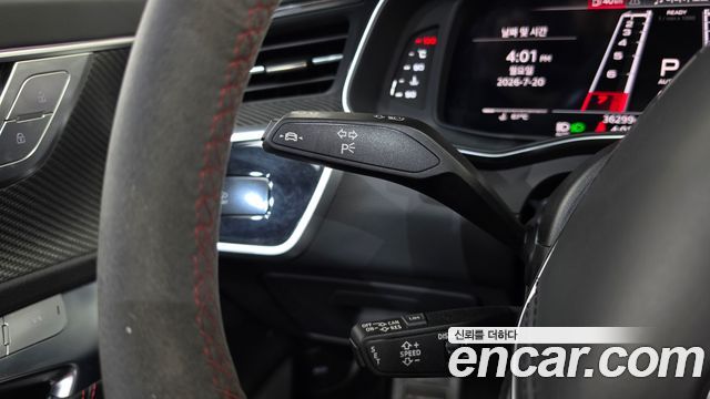 Audi RS6 2021 — photo 27