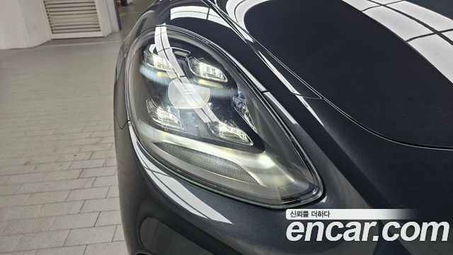 Porsche Panamera 2023 — photo 8