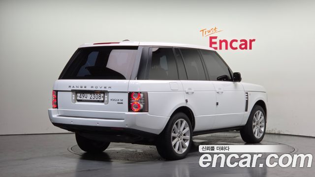 Land Rover Range Rover 2012 — photo 2