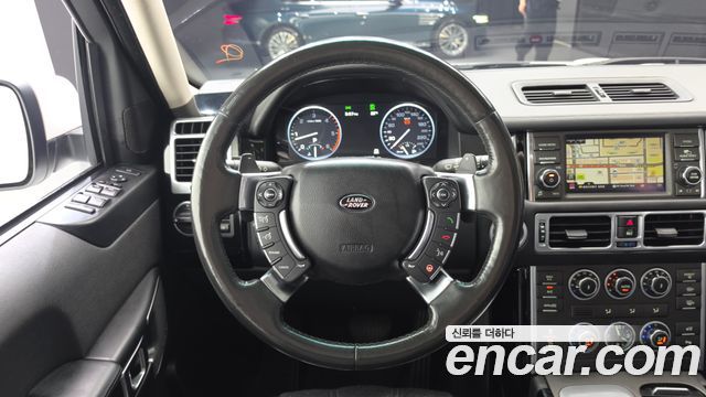 Land Rover Range Rover 2012 — photo 13