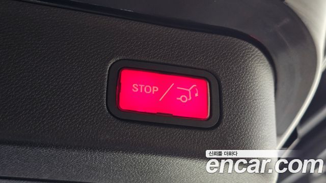 Mercedes-Benz GLE-Class 2018 — photo 32