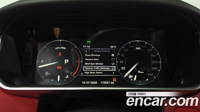 Land Rover Range Rover 2016 — photo 11