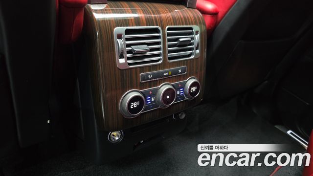 Land Rover Range Rover 2016 — photo 25