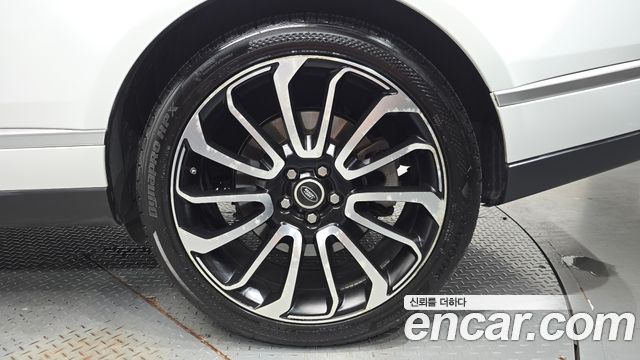 Land Rover Range Rover 2016 — photo 7