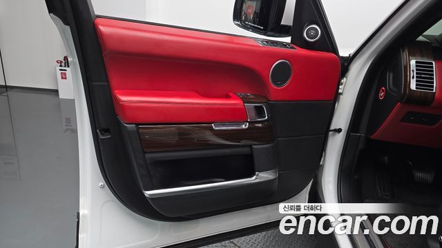 Land Rover Range Rover 2016 — photo 14