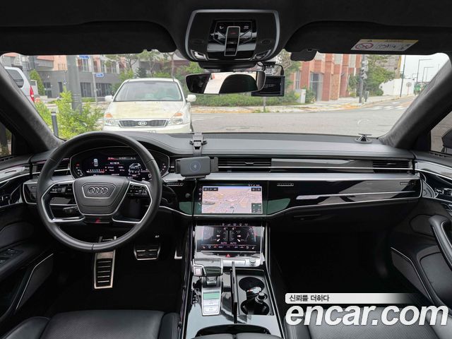 Audi S8 2020 — photo 8