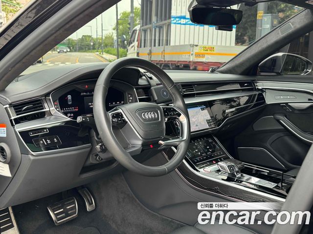 Audi S8 2020 — photo 9