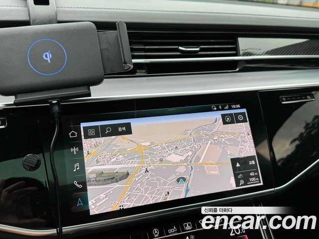 Audi S8 2020 — photo 14