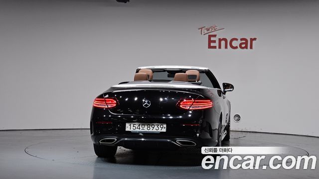 Mercedes-Benz C-Class 2020 — photo 4