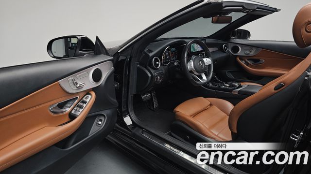 Mercedes-Benz C-Class 2020 — photo 13