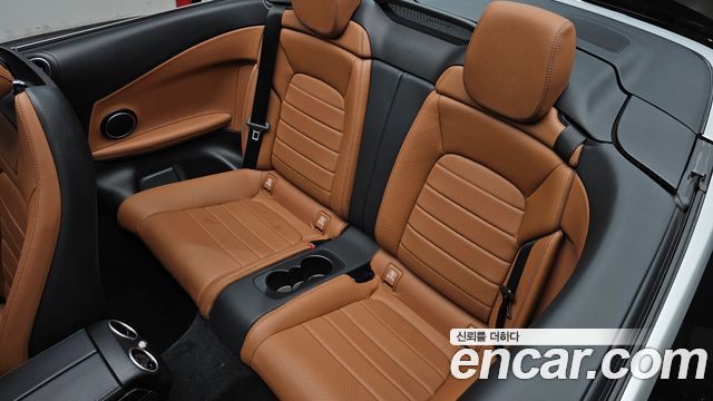 Mercedes-Benz C-Class 2020 — photo 17