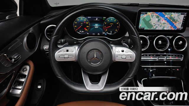 Mercedes-Benz C-Class 2020 — photo 18