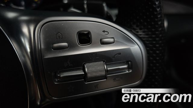 Mercedes-Benz C-Class 2020 — photo 29