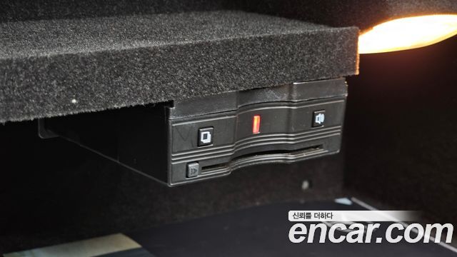 Mercedes-Benz C-Class 2020 — photo 31