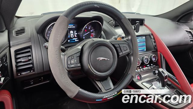 Jaguar F-TYPE 2015 — photo 11