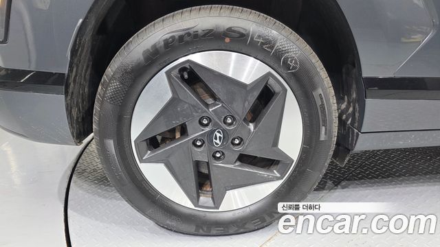 Hyundai Kona 2023 — photo 5