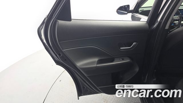 Hyundai Kona 2023 — photo 15