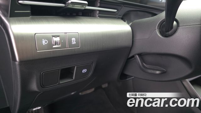 Hyundai Kona 2023 — photo 28