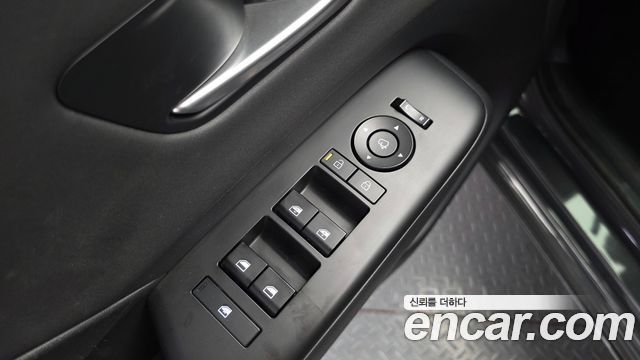 Hyundai Kona 2023 — photo 29