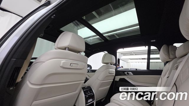 BMW X5 2025 — photo 18