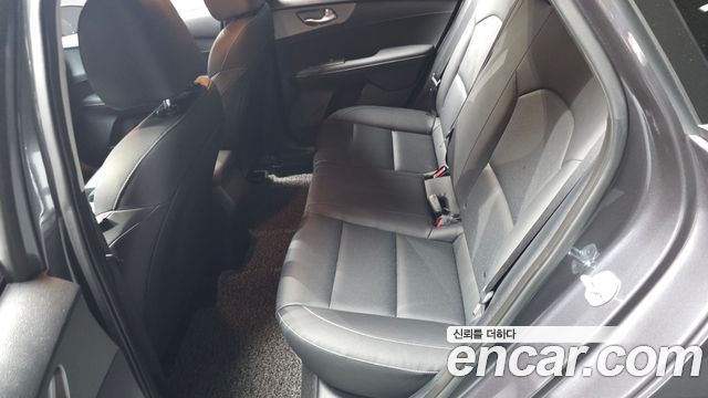 Kia K3 2019 — photo 11