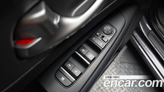 Kia K3 2019 — photo 18