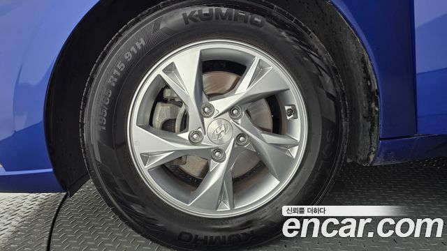 Hyundai AVANTE 2021 — photo 5