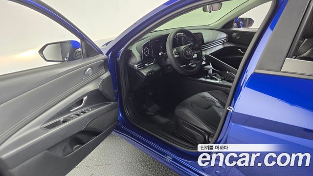 Hyundai AVANTE 2021 — photo 13