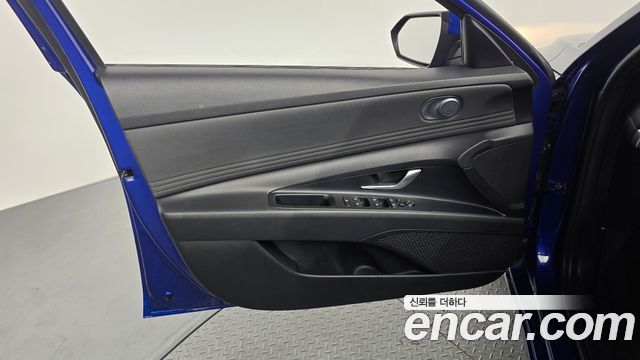 Hyundai AVANTE 2021 — photo 14