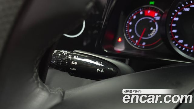 Hyundai AVANTE 2021 — photo 28