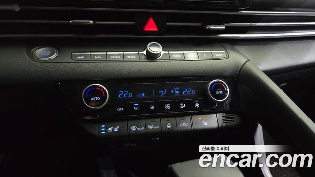 Hyundai AVANTE 2021 — photo 30