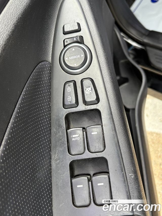 Hyundai Sonata 2012 — photo 7