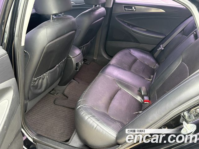 Hyundai Sonata 2012 — photo 12