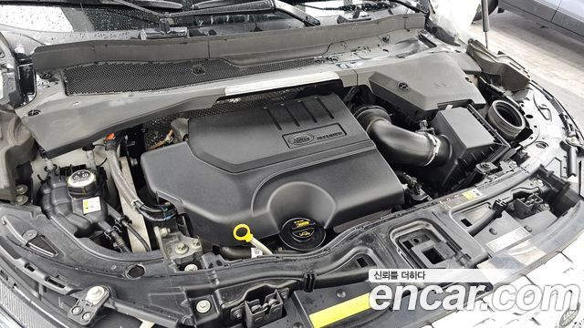 Land Rover Discovery Sport 2021 — photo 6