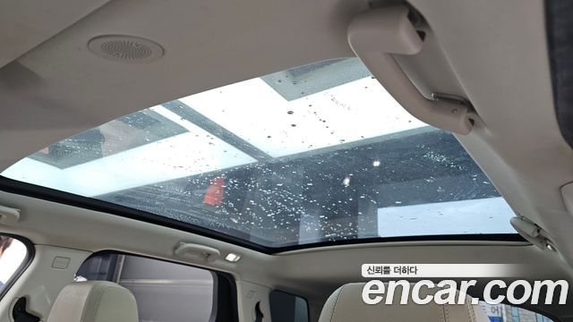 Land Rover Discovery Sport 2021 — photo 24