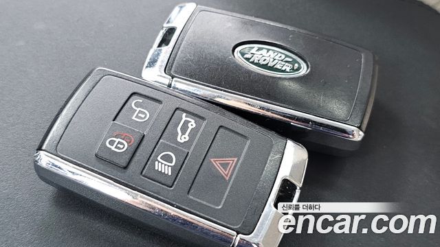 Land Rover Discovery Sport 2021 — photo 32