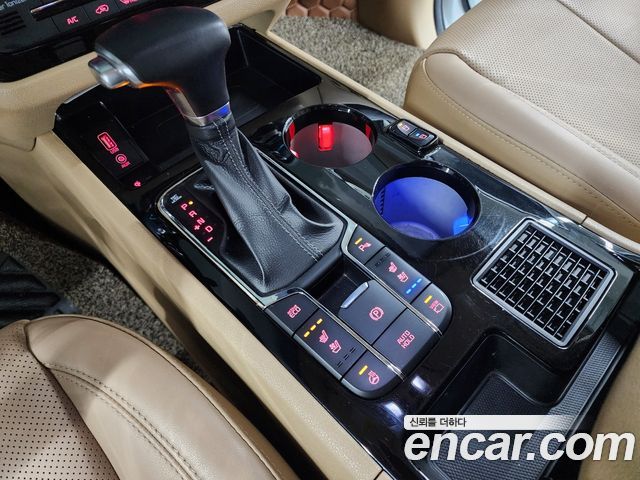 Kia Canival 2019 — photo 6