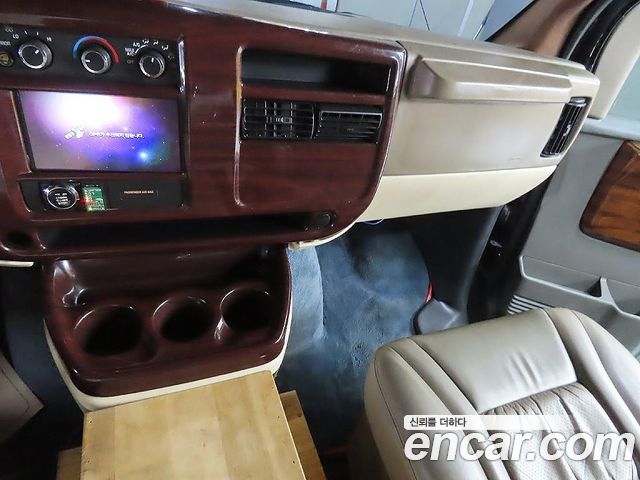 Chevrolet Express Van 2007 — photo 9