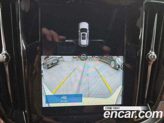 Volvo V60 2023 — photo 15