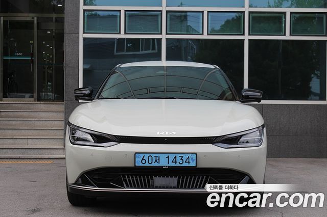 Kia EV6 2022 — photo 2