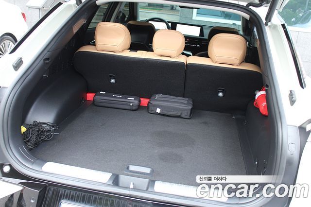 Kia EV6 2022 — photo 18